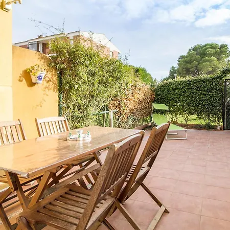 דירה Illa Sistach Rentals: Casa Con Piscina Comunitaria